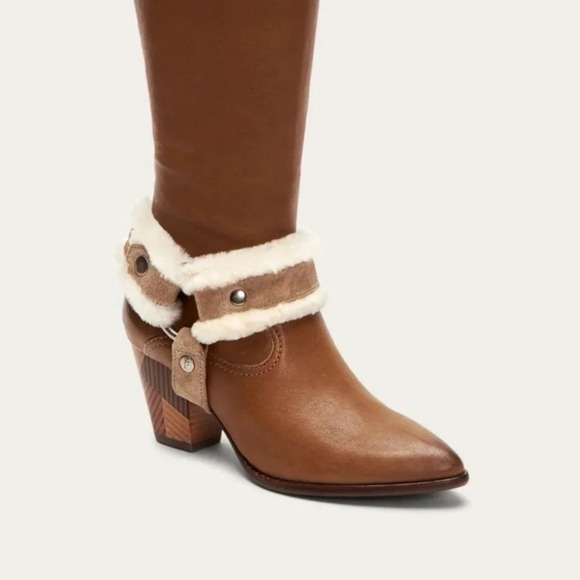 Frye Shoes - Frye Removable Shearling Boot Harness Large